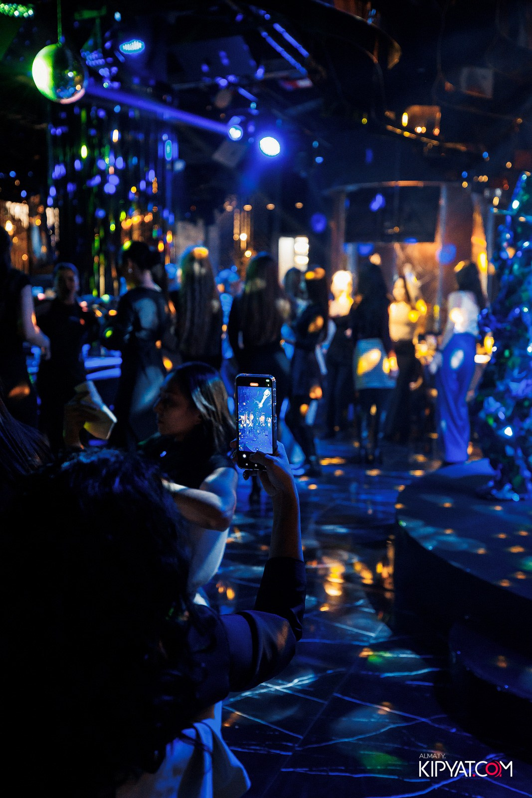 MOOD KARAOKE & TERRACE. КИПЯТКОМ АЛМАТЫ!