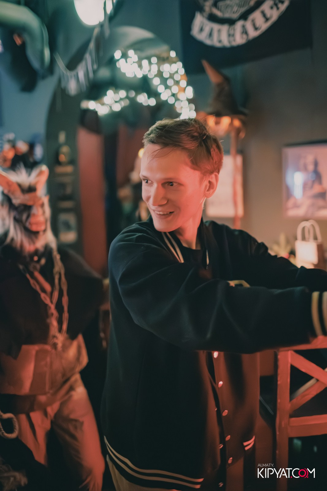 MERRY CREEPYSTMASS AND SPOOKY NEW YEAR — QUEEN OF THE DARKNESS BAR. КИПЯТКОМ АЛМАТЫ!