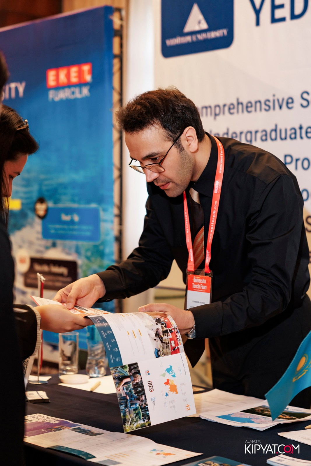 ВЫСТАВКА ТУРЕЦКИХ УНИВЕРСИТЕТОВ. КИПЯТКОМ АЛМАТЫ! Фотосъемка мероприятий в Алматы