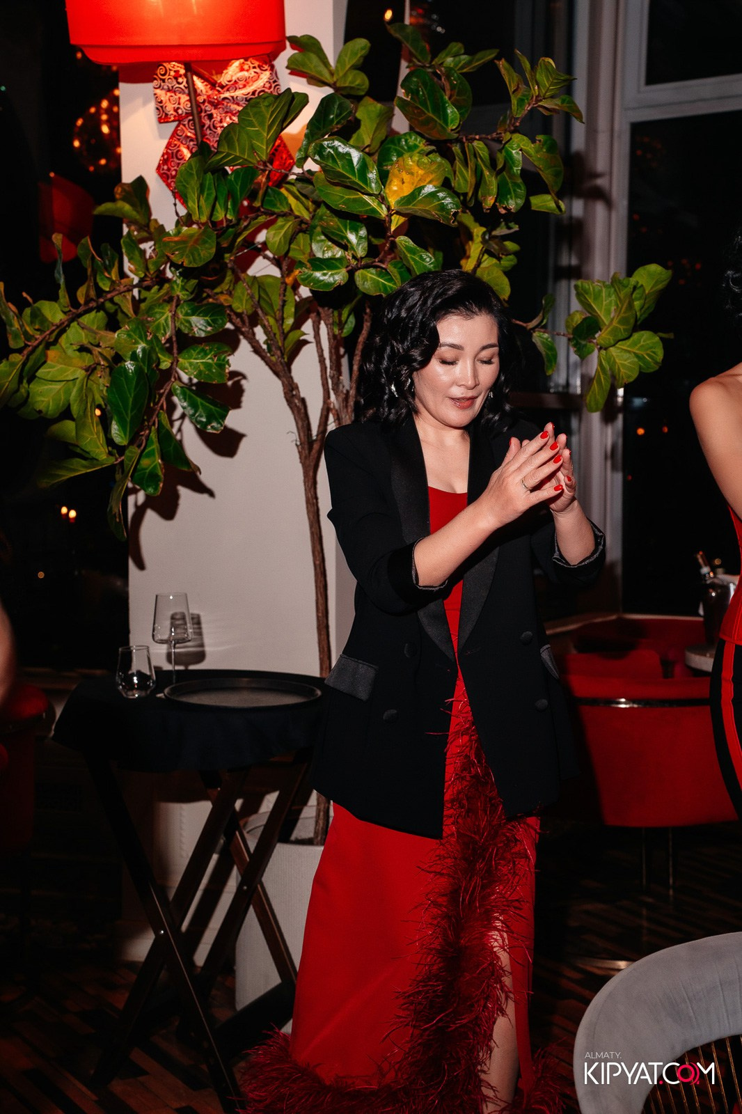 РЕСТОРАН BARFLY. КИПЯТКОМ АЛМАТЫ!