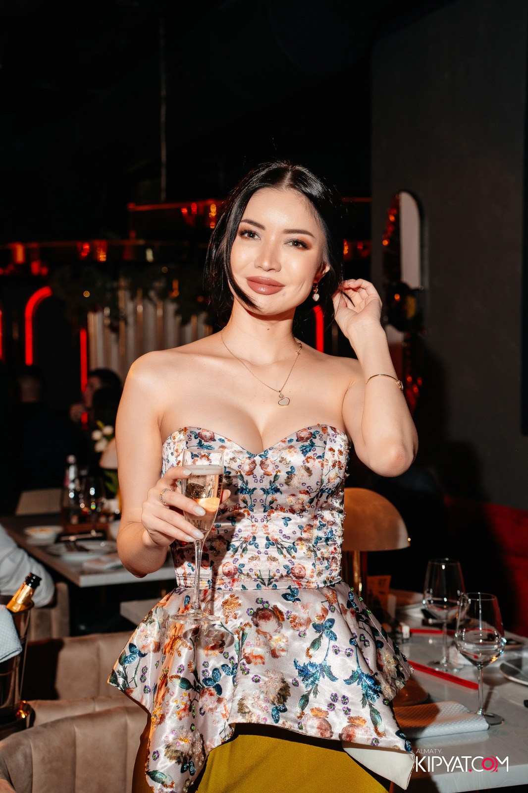 QUEEN. КИПЯТКОМ АЛМАТЫ!