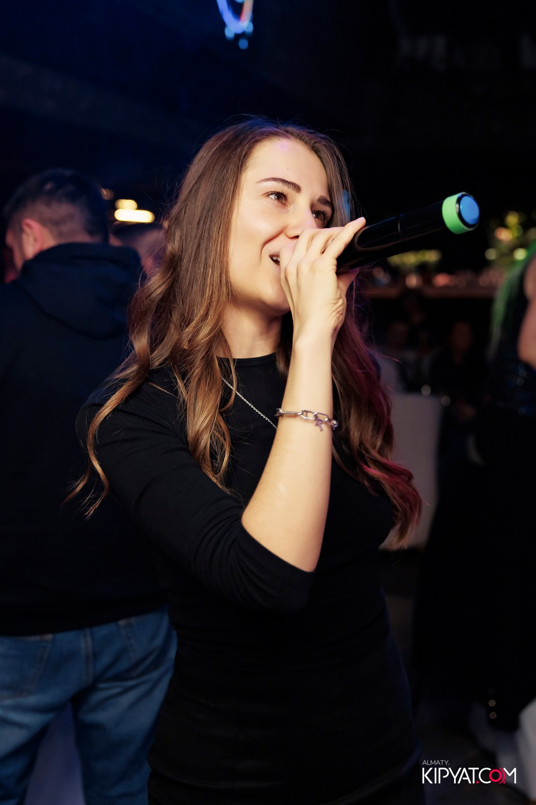 МУЗЫКАЛЬНОЕ ЛОТО В HIT RETRO. КИПЯТКОМ АЛМАТЫ! Фотосъемка мероприятий в Алматы