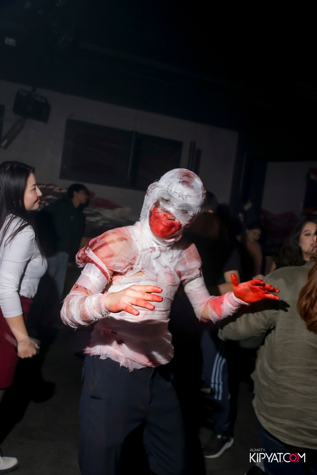 SPACE KARAOKE BAR. КИПЯТКОМ АЛМАТЫ!