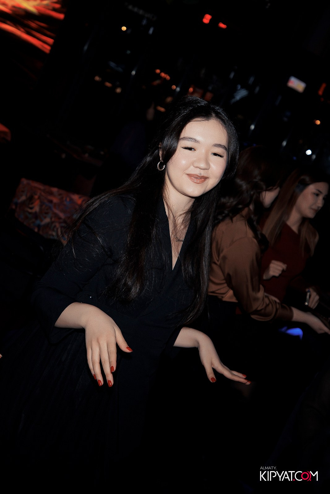 FRIENDS BAR & TERRACE. КИПЯТКОМ АЛМАТЫ!