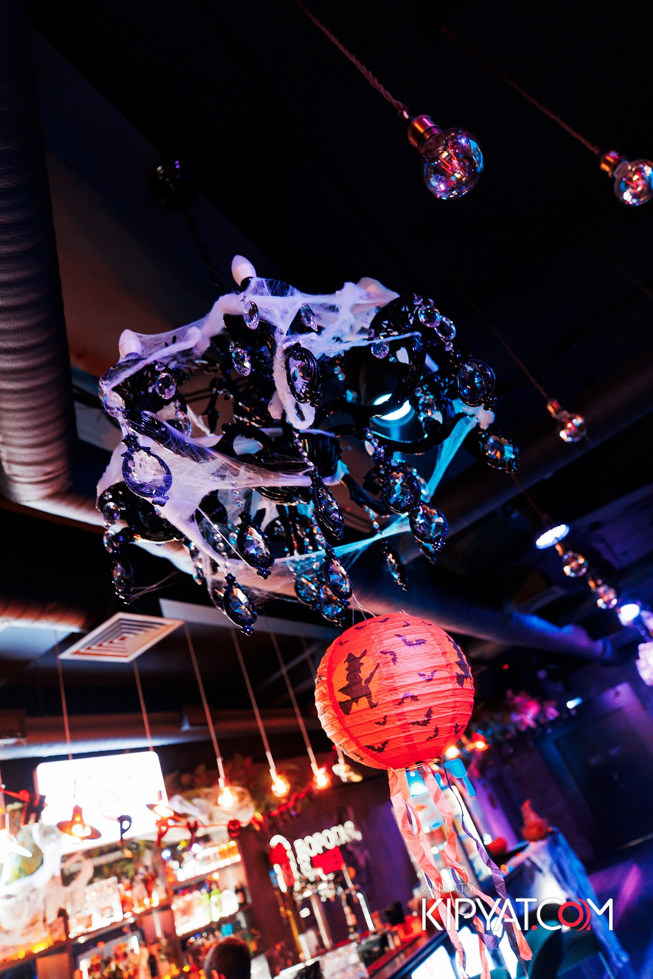 ДОРОГАЯ, Я НЕ ПИЛ. КИПЯТКОМ АЛМАТЫ!