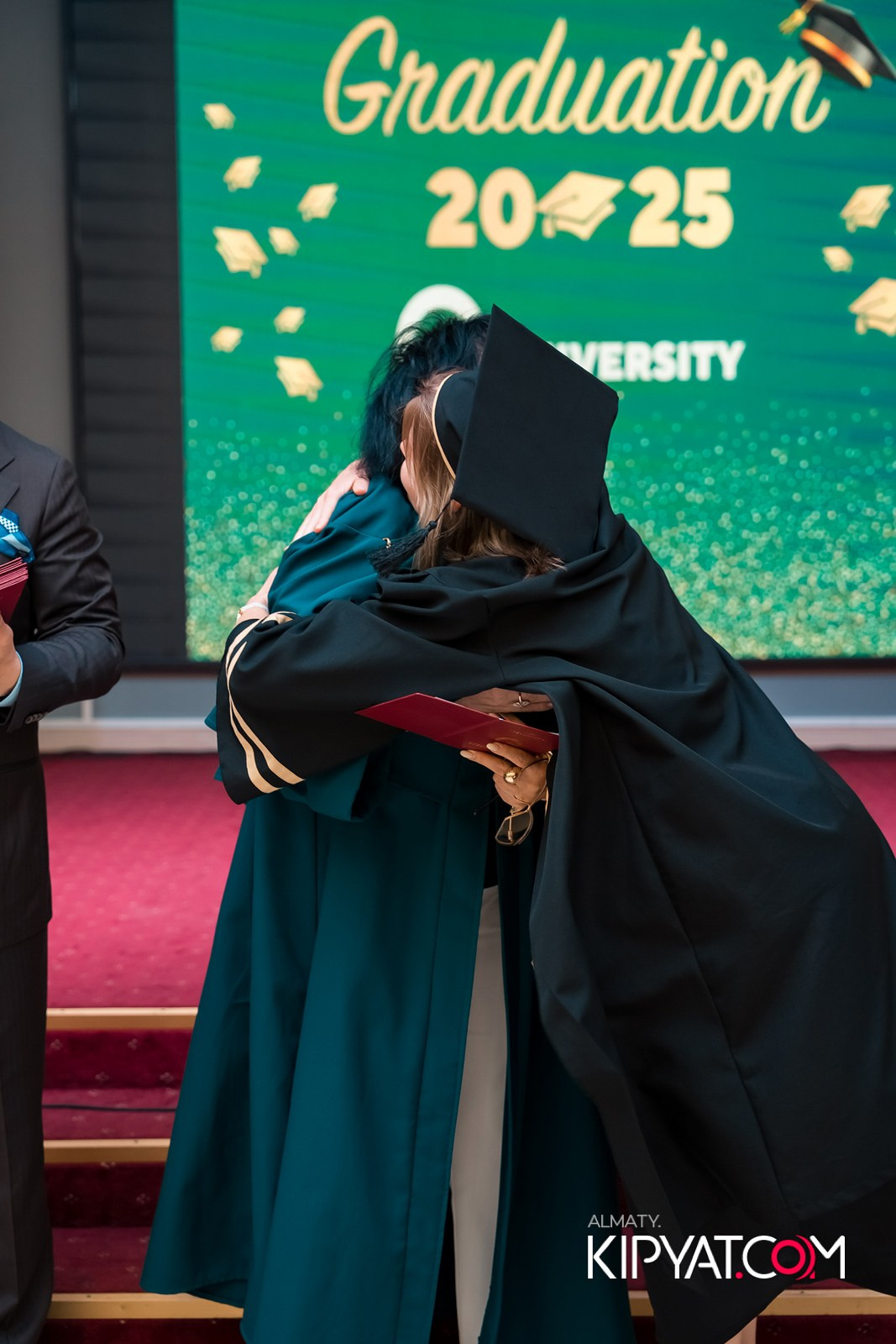 GRADUATION 2025 Q UNIVERSITY. КИПЯТКОМ АЛМАТЫ!