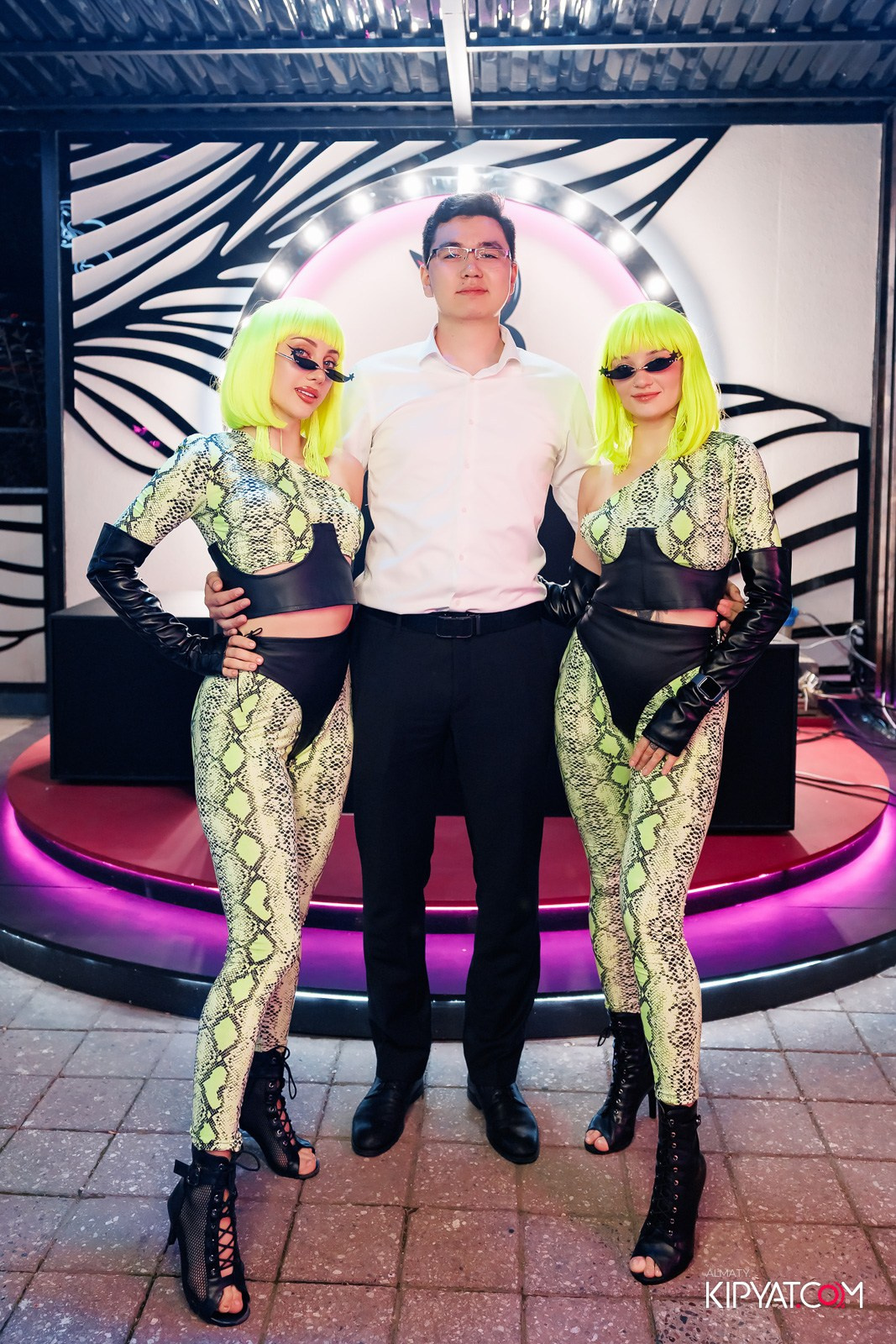 ЗАЯ, НА БИС. КИПЯТКОМ АЛМАТЫ!