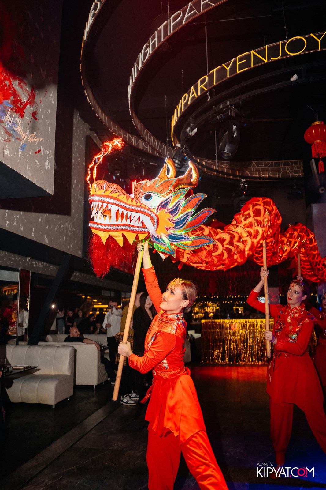 CHINA PARTY RETRO HIT. КИПЯТКОМ АЛМАТЫ!