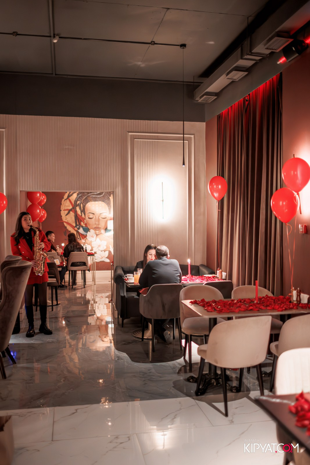 ARABIS НА ГАГАРИНА. КИПЯТКОМ АЛМАТЫ!