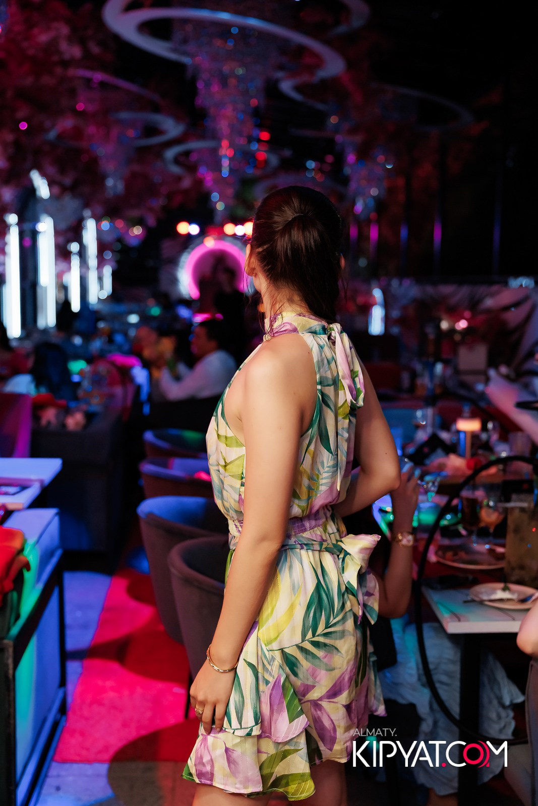 ЗАЯ, НА БИС. КИПЯТКОМ АЛМАТЫ!