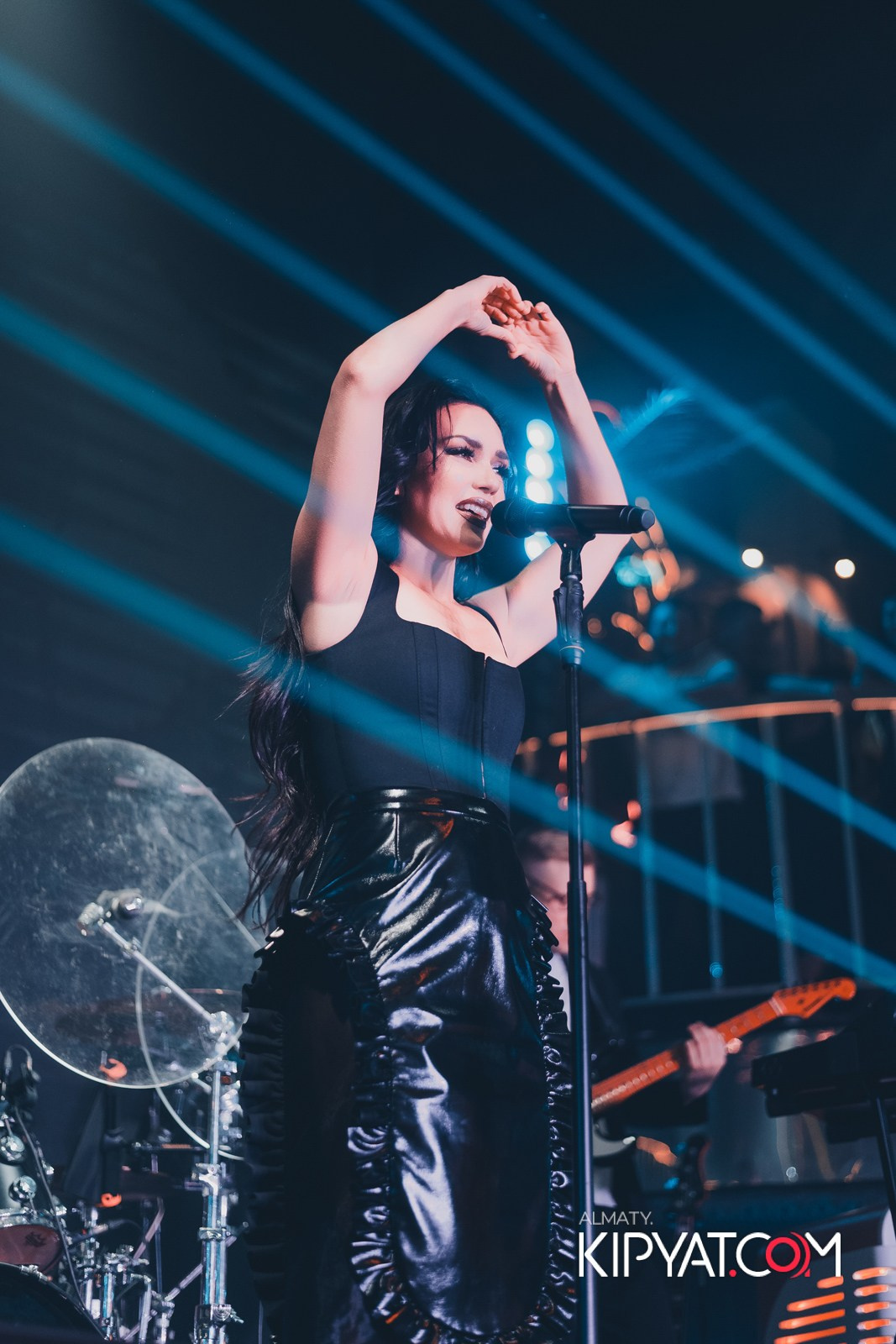 SANTA BARBARA — ВЫСТУПЛЕНИЕ ОЛЬГИ СЕРЯБКИНОЙ. КИПЯТКОМ АЛМАТЫ!