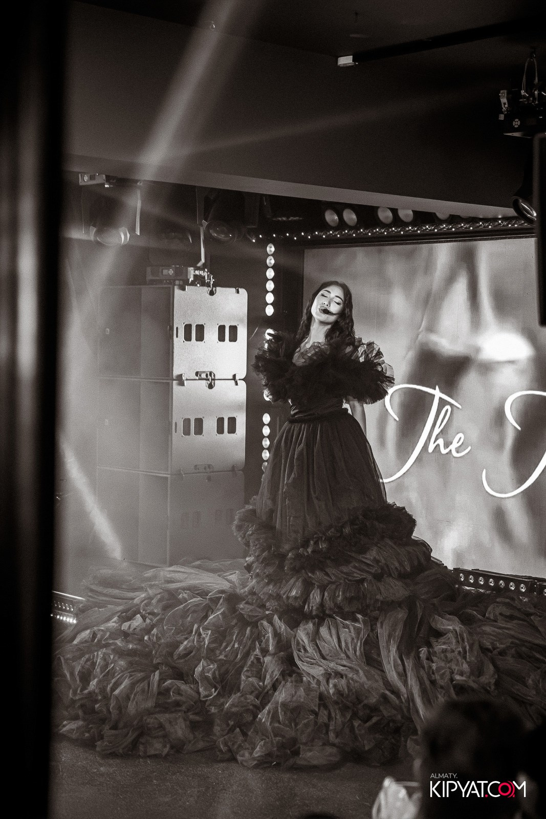 MARUV THE THEATER. КИПЯТКОМ АЛМАТЫ!