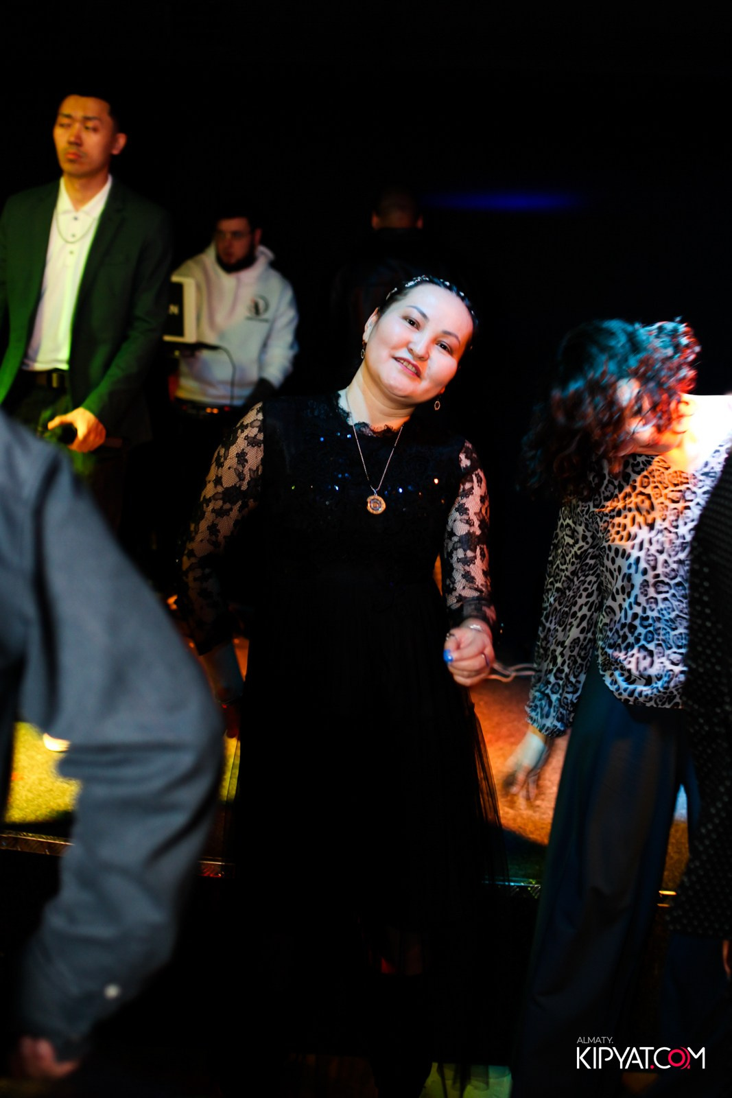 ГРИЛЬ-БАР ШАШЛЫКОFF. КИПЯТКОМ АЛМАТЫ!