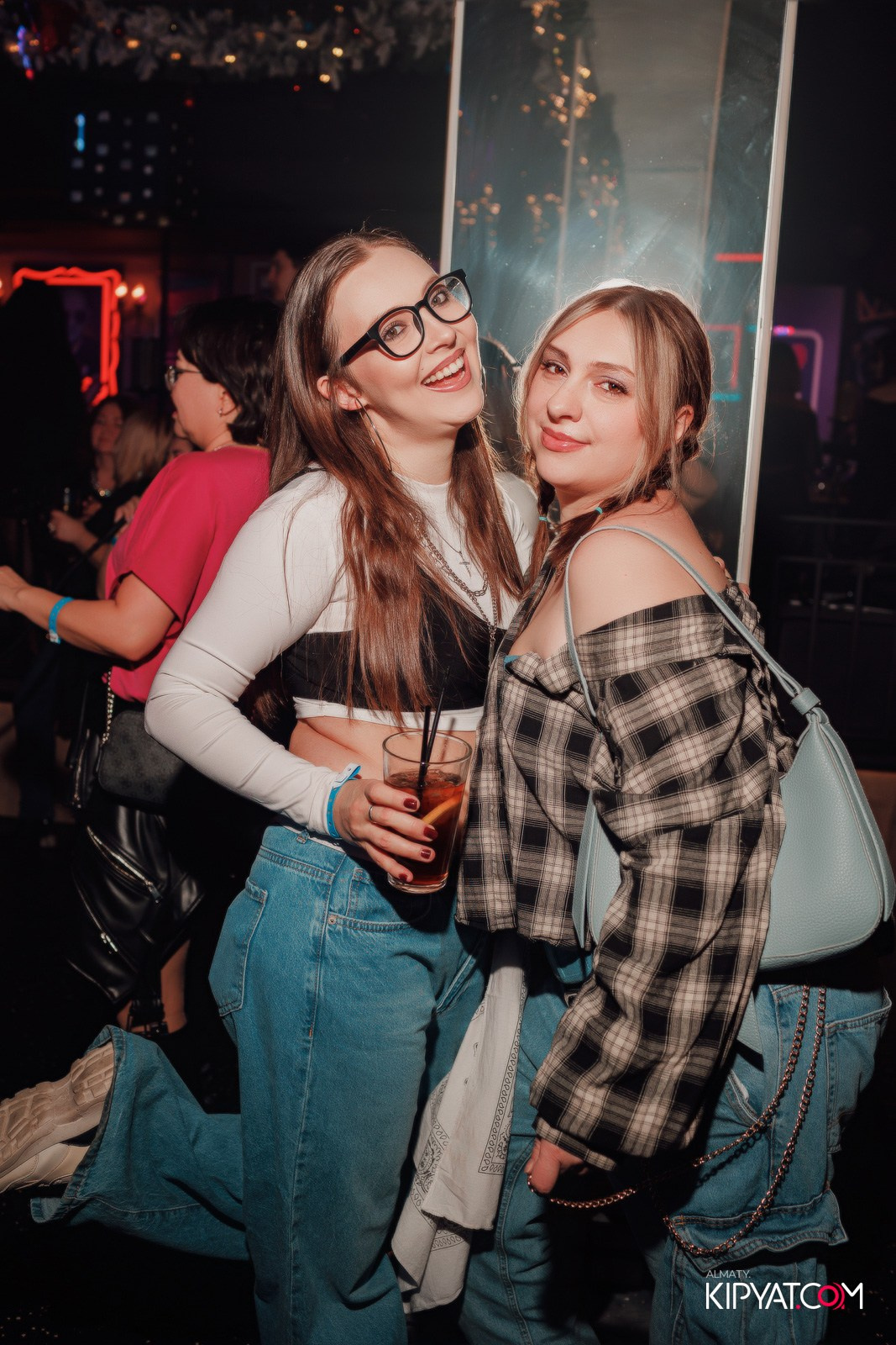 BEAUTY ЁЛКА SANTA BARBARA SPECIAL GUEST ГРУППА MILLENIUM 5 ТРИБЬЮТ ШОУ. КИПЯТКОМ АЛМАТЫ! Фотосъемка мероприятий в Алматы