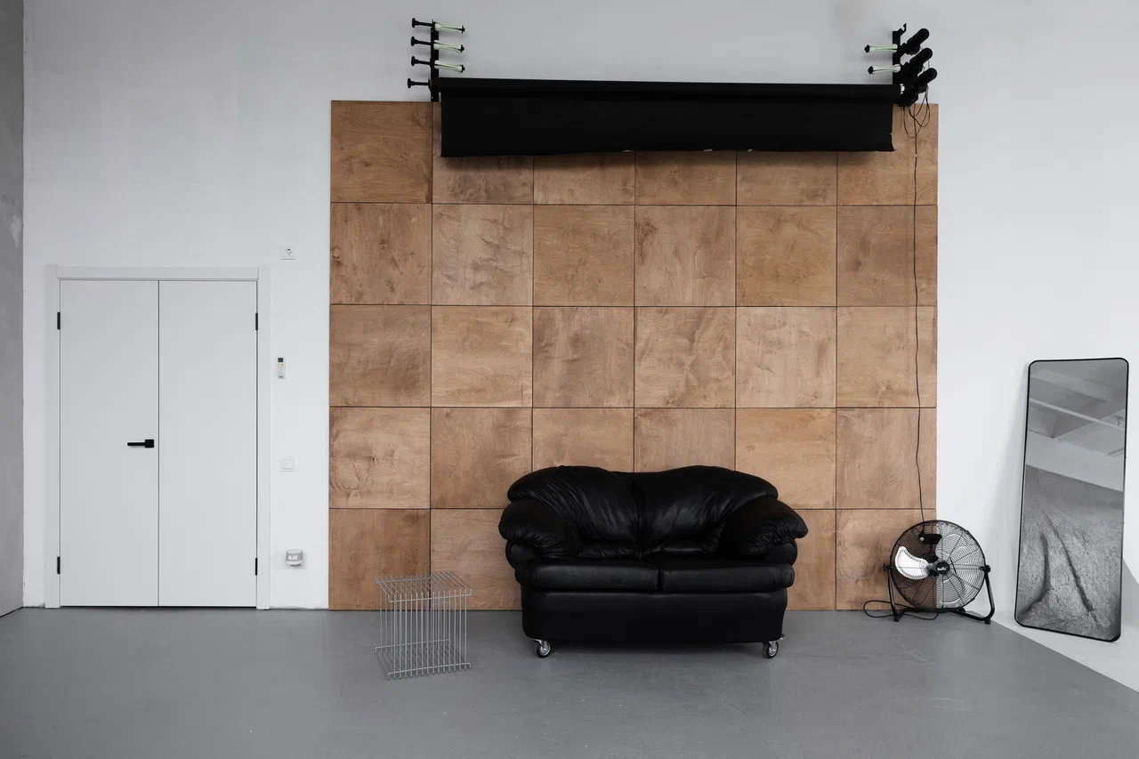 Фотостудия Blenda. Понравилась студия? Напишите — организую съёмку именно здесь. Фотограф в Минске Людмила Дутко