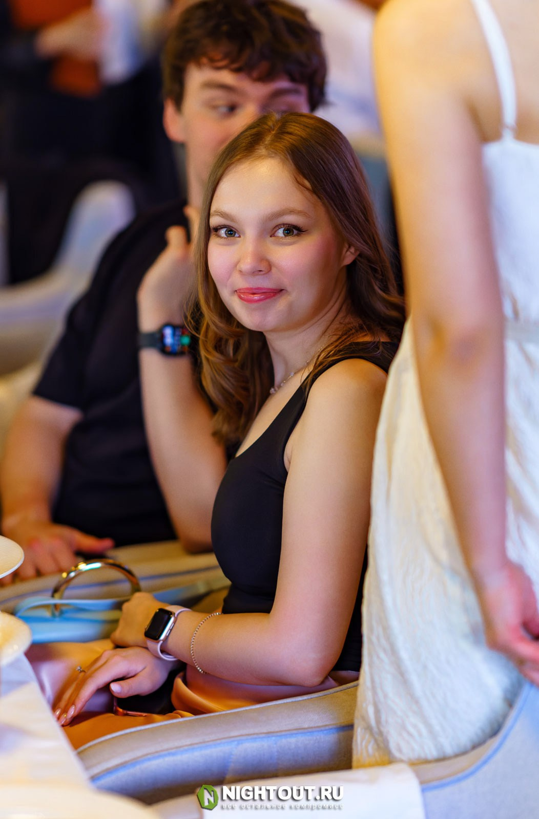 MOSCOW NEVER SLEEP. NIGHTOUT.RU Журнал о ночной жизни города