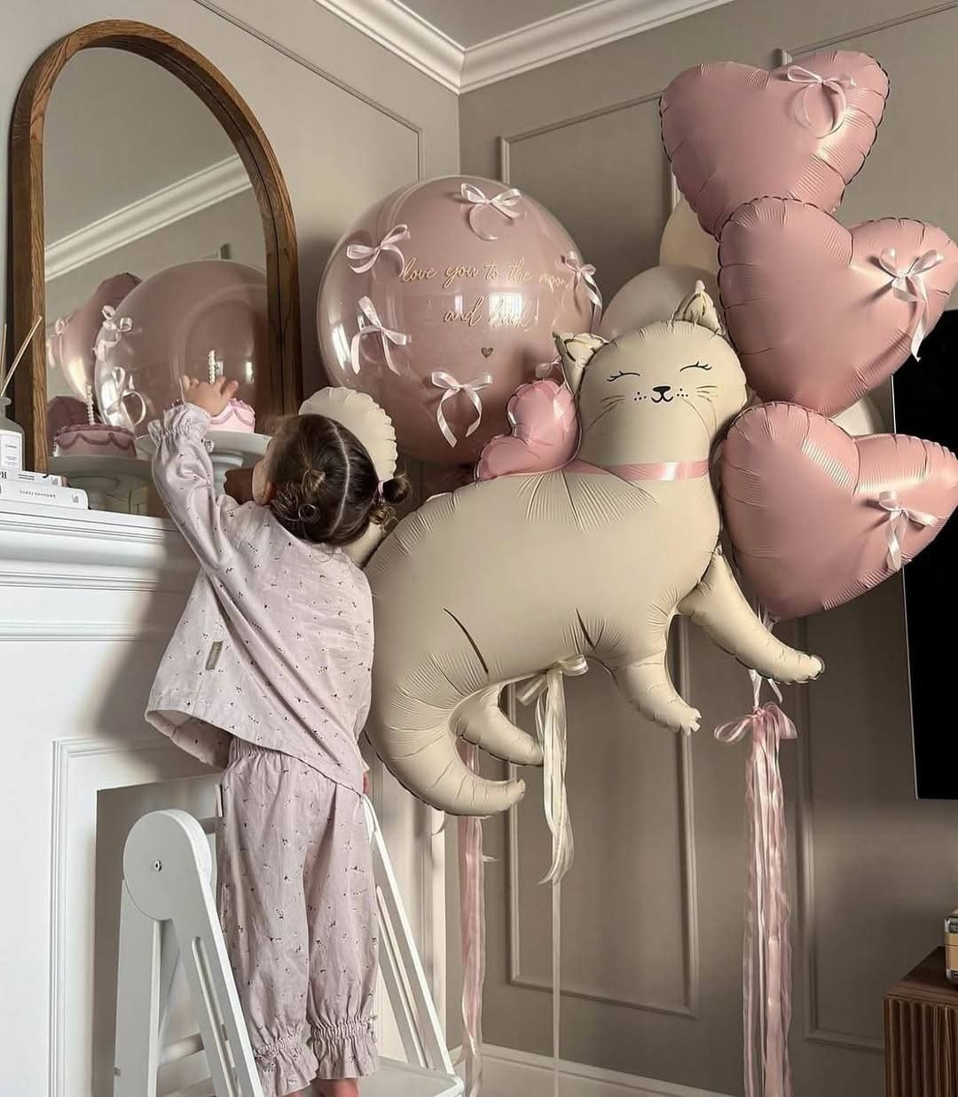 First B-Day. Balloons and decorations in Serbia. Delivery 24/7