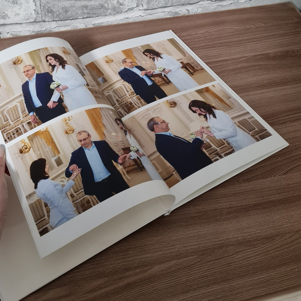 Фотокнига-журнал «Премиум» (твердая обложка). Душевный фотограф в Санкт-Петербурге. Свадебные и семейные фотосессии