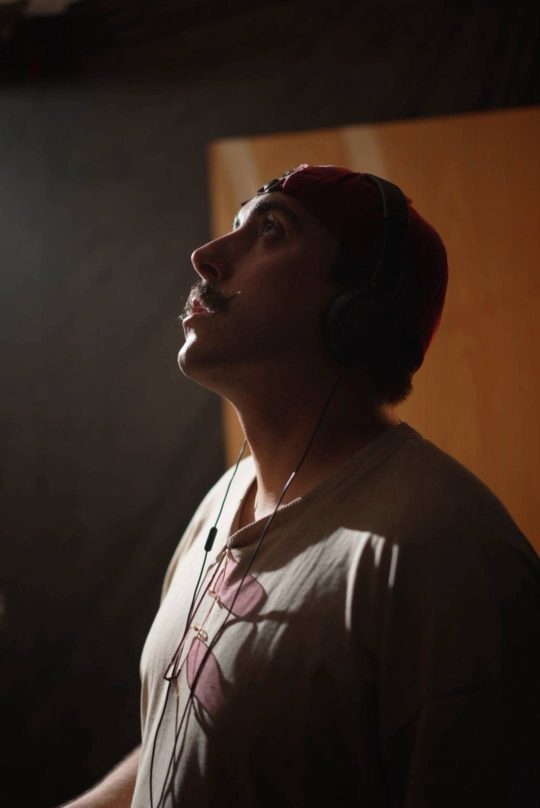 Полный метр «ЛИФТ В ПРОШЛОЕ». Фотограф, оператор и рилсмейкер в Москве — Ася Палагута