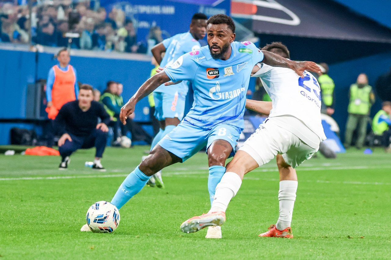 Матч 7-го тура МИР Российской Премьер-Лиги ФК Зенит- ФК Пари (Нижний Новгород). Спортивный кадр- сообщество спортивных фотографов РФ