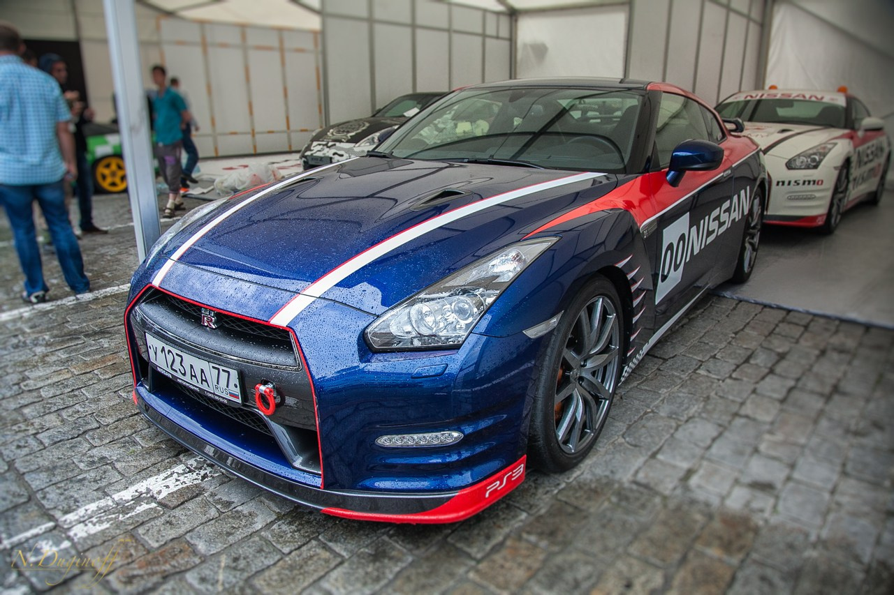 Nissan Nissmo Drive. Профессиональный фотограф Дугинов Николай | Екатеринбург