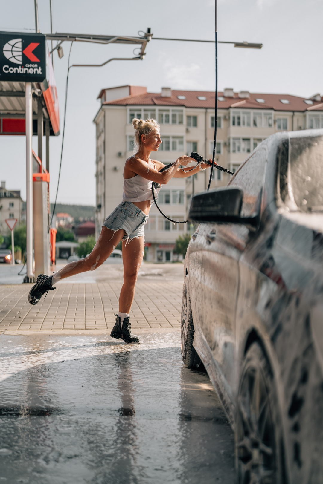 Фотосессия в Геленджике: На автомойке — фотограф Жанна Шестопалова