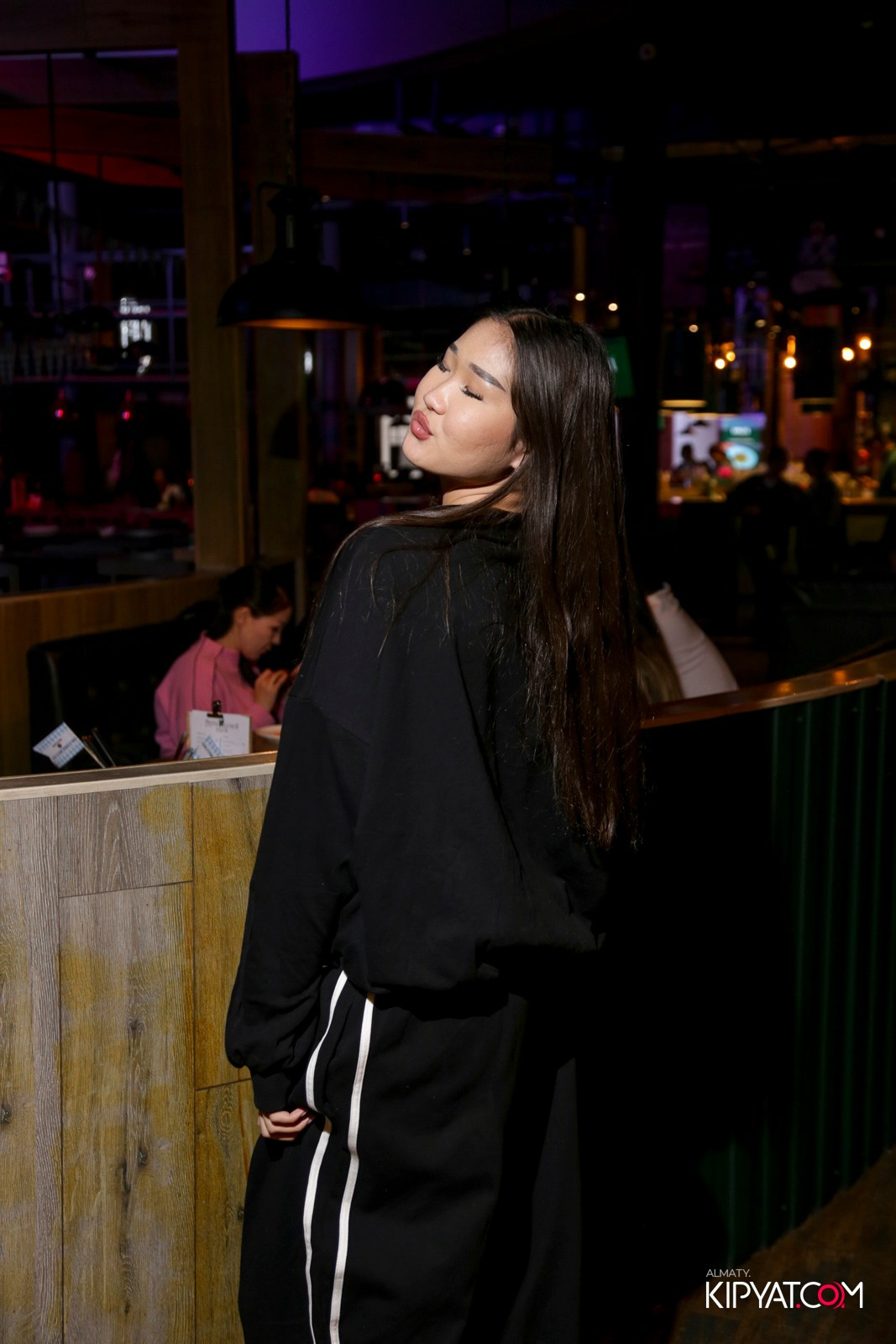 OKTOBERFEST — ПИНТА APORT MALL. КИПЯТКОМ АЛМАТЫ!