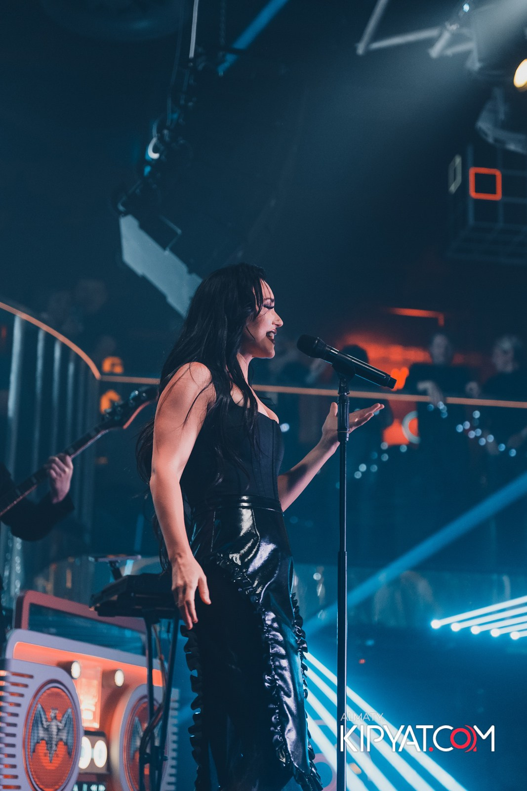 SANTA BARBARA — ВЫСТУПЛЕНИЕ ОЛЬГИ СЕРЯБКИНОЙ. КИПЯТКОМ АЛМАТЫ!