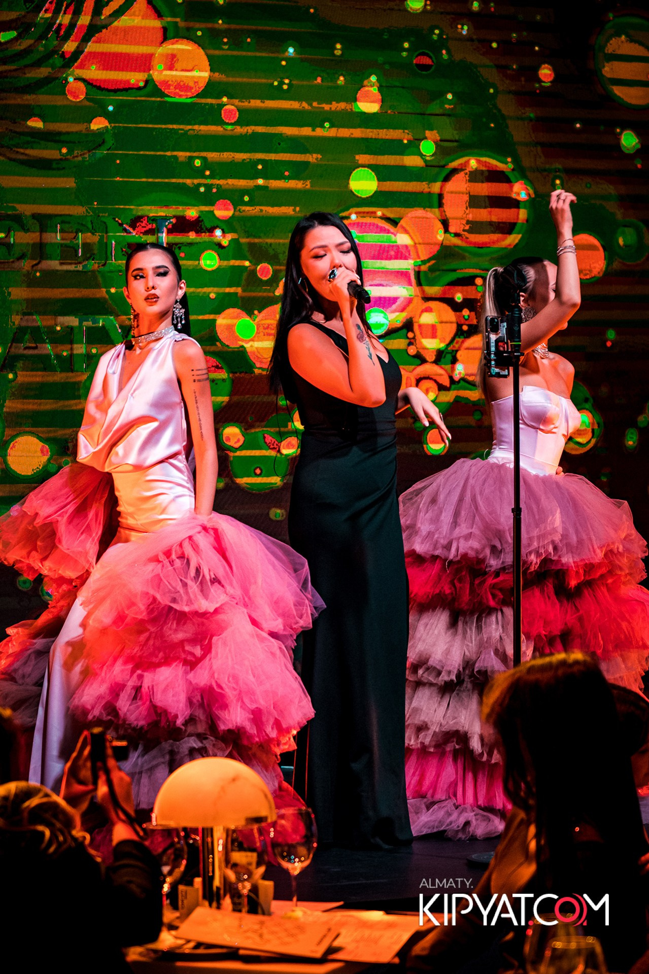 QUEEN. КИПЯТКОМ АЛМАТЫ!