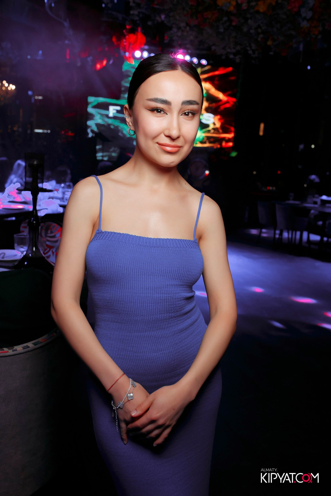 FRIENDS BAR & TERRACE. КИПЯТКОМ АЛМАТЫ! Фотосъемка мероприятий в Алматы