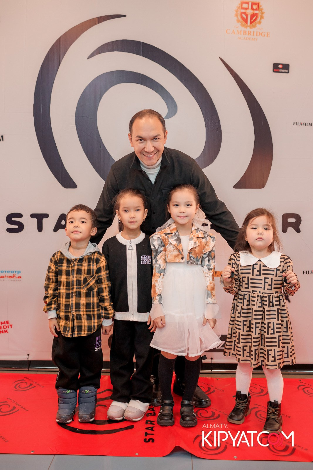 ПРЕЗЕНТАЦИЯ 9 ГРУППЫ КИНОПРОЕКТА «STARBALALAR». КИПЯТКОМ АЛМАТЫ!