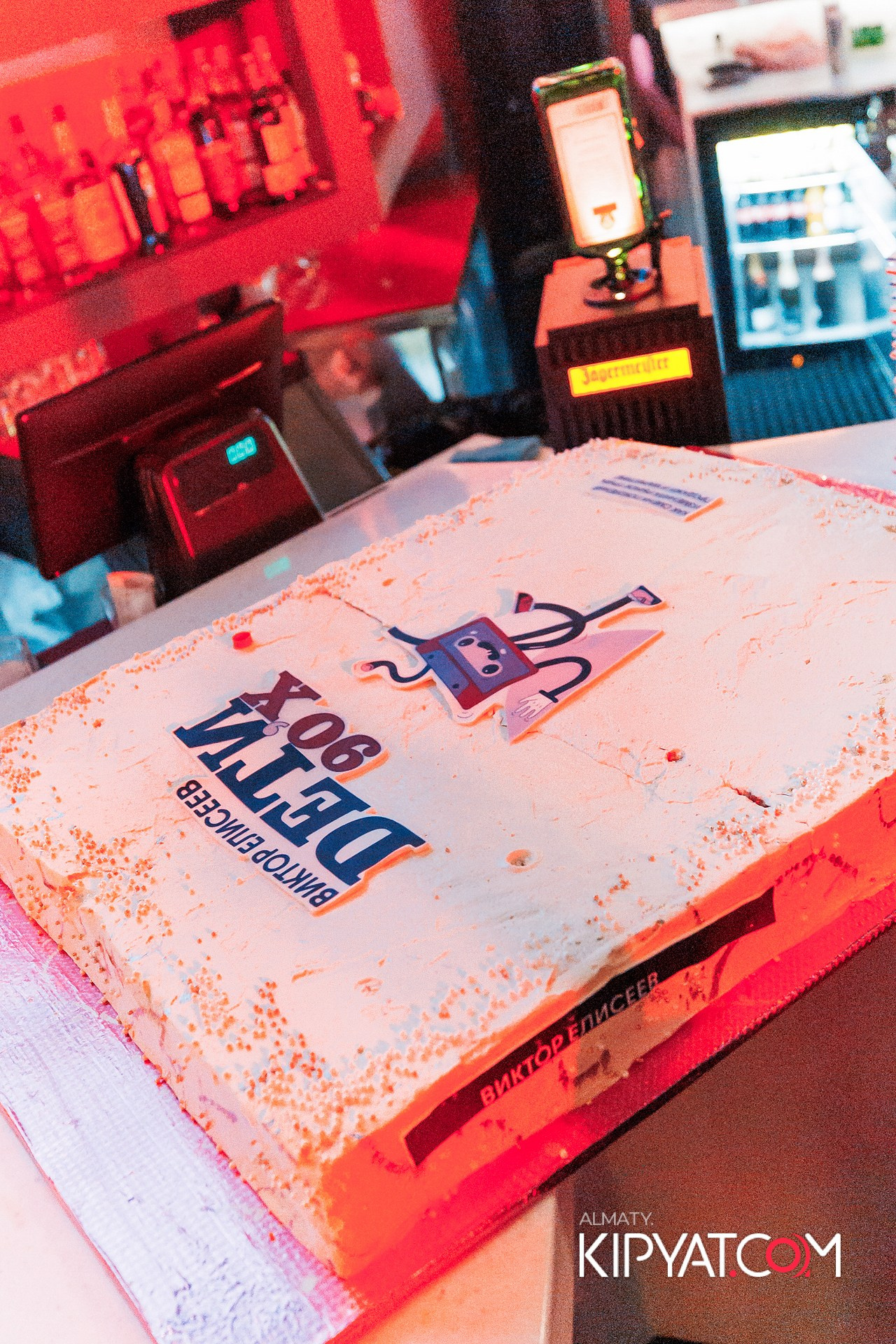 ПРЕЗЕНТАЦИЯ КНИГИ ВИКТОРА ЕЛИСЕЕВА. КИПЯТКОМ АЛМАТЫ!