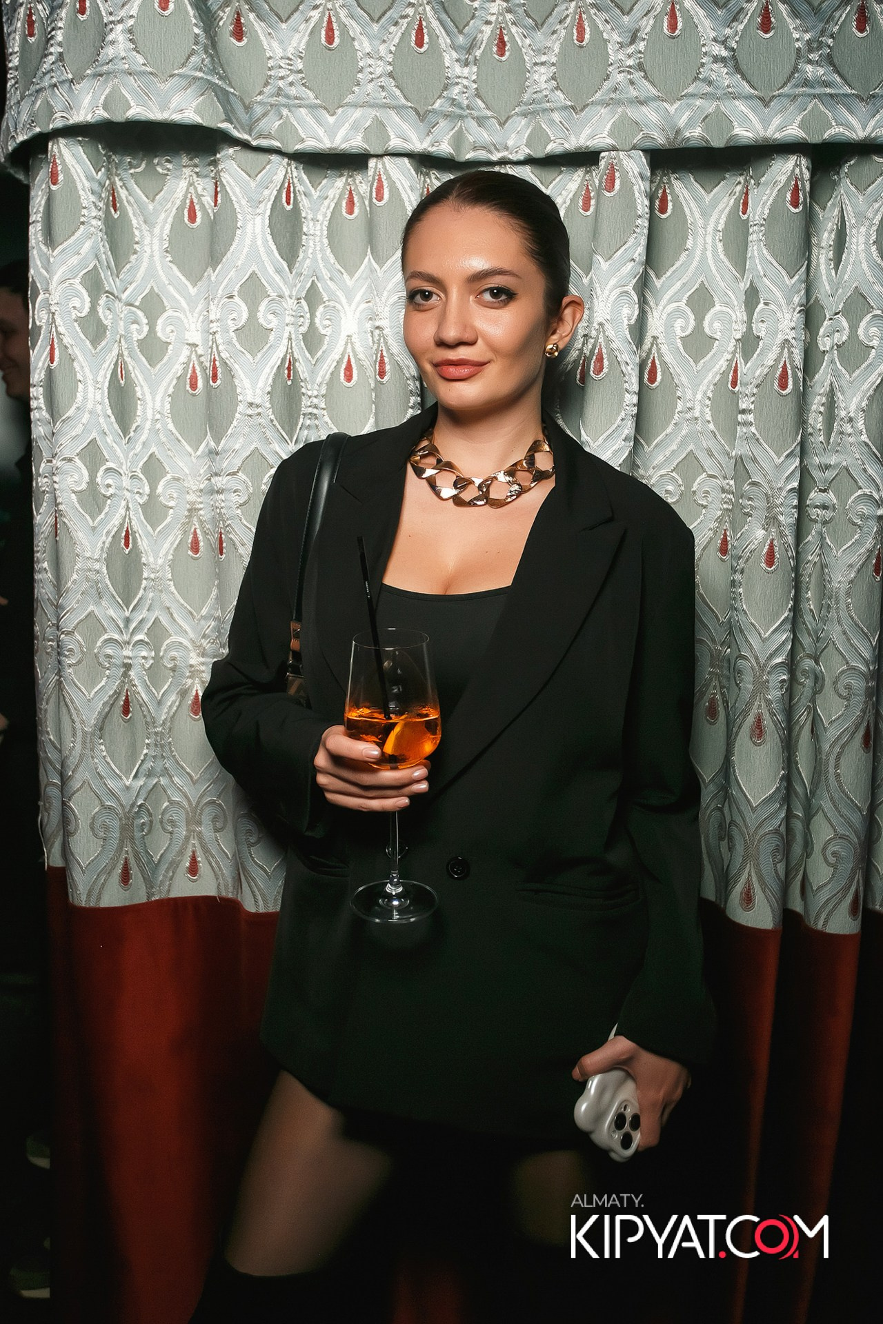 BLA BLA BAR. КИПЯТКОМ АЛМАТЫ!