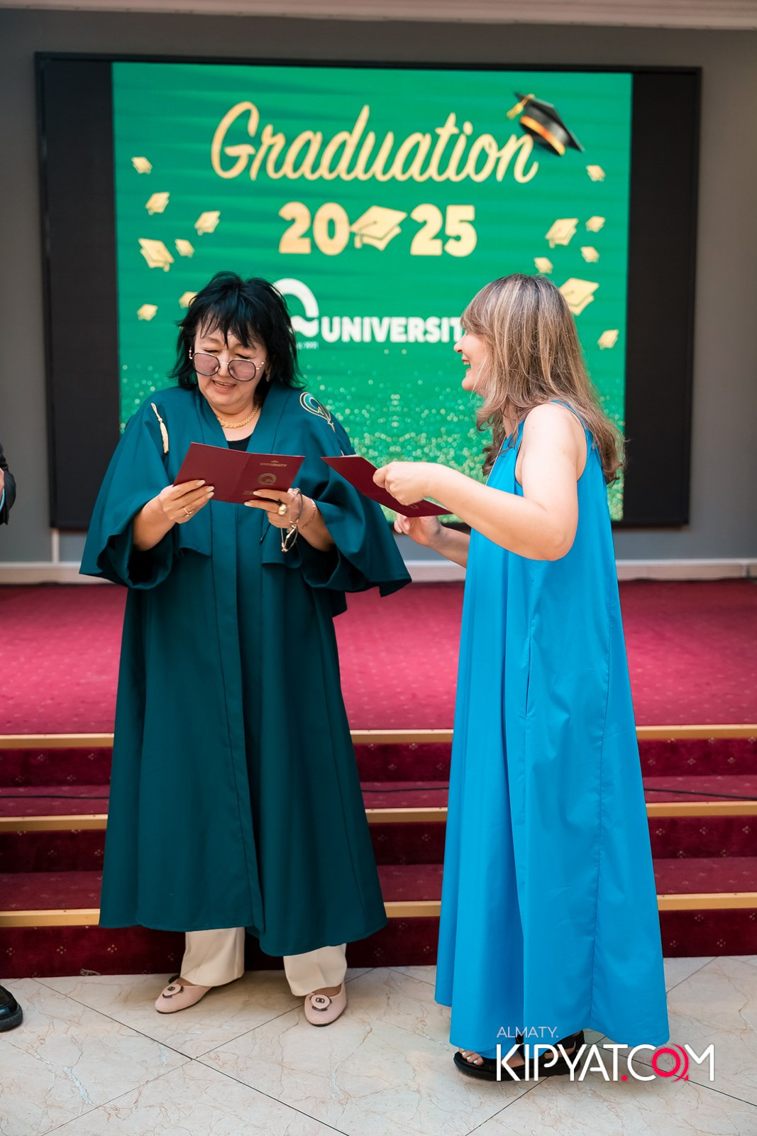 GRADUATION 2025 Q UNIVERSITY. КИПЯТКОМ АЛМАТЫ!