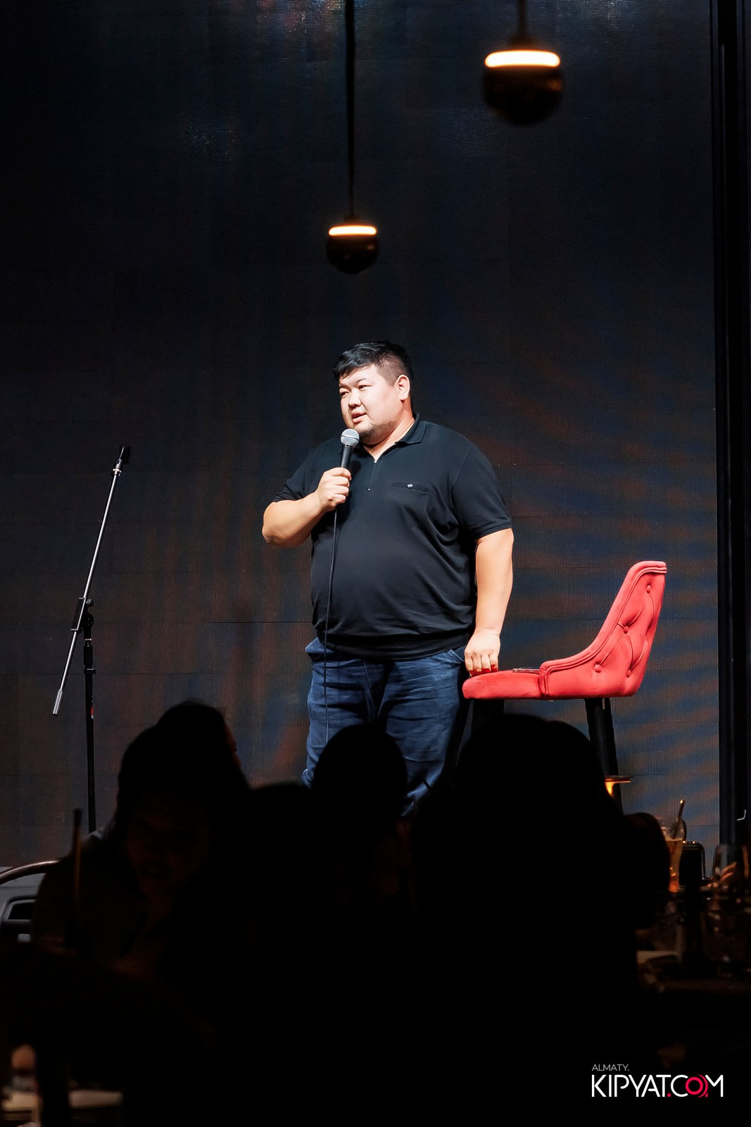 STAND UP КОНЦЕРТ АЛЕКСАНДРА МЕРКУЛЬ. КИПЯТКОМ АЛМАТЫ! Фотосъемка мероприятий в Алматы