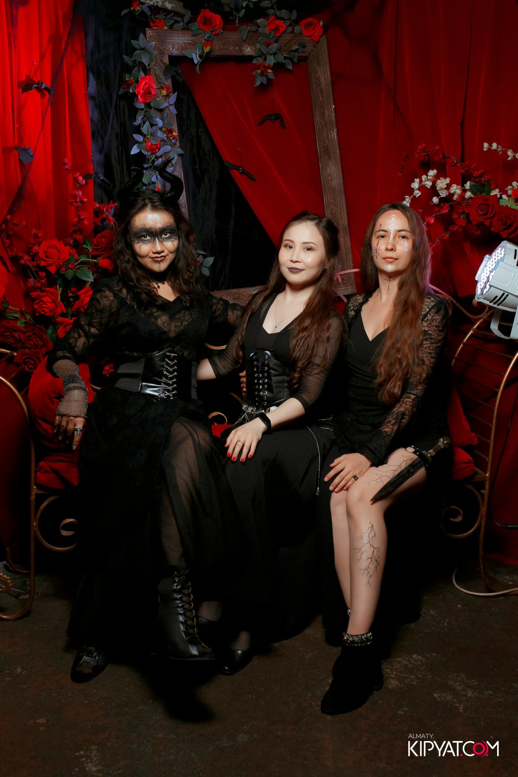 БАЛ НЕЧИСТИ В HIT RETRO. КИПЯТКОМ АЛМАТЫ!