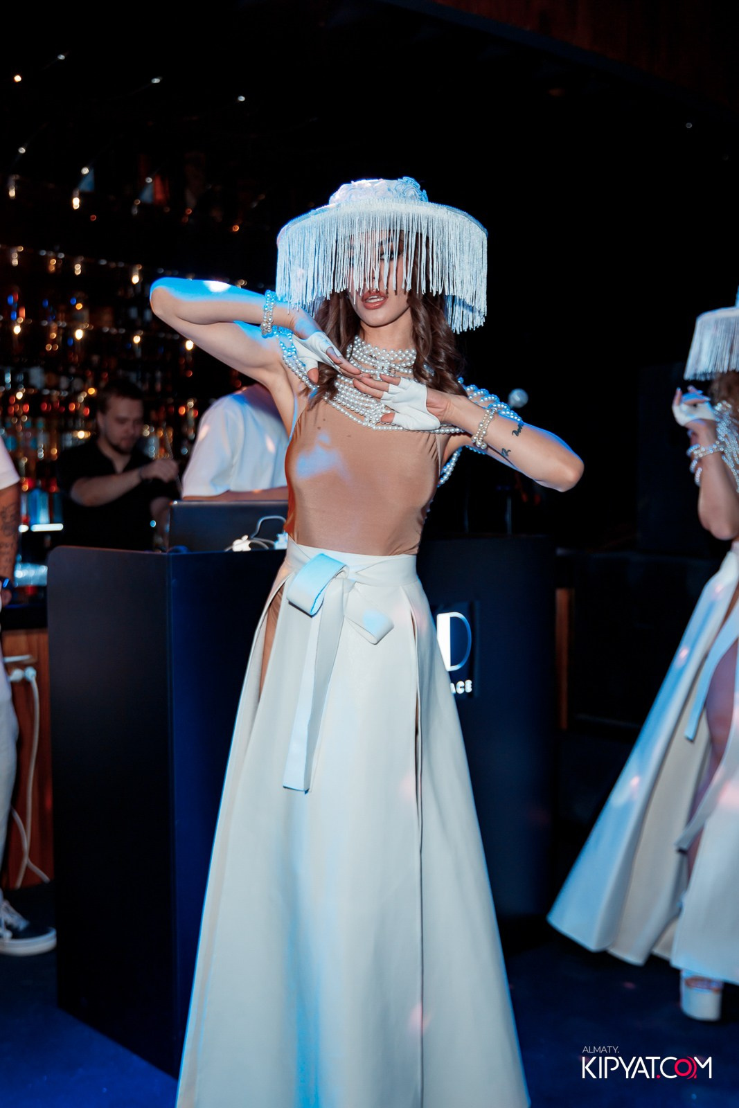 MOOD KARAOKE & TERRACE. КИПЯТКОМ АЛМАТЫ!