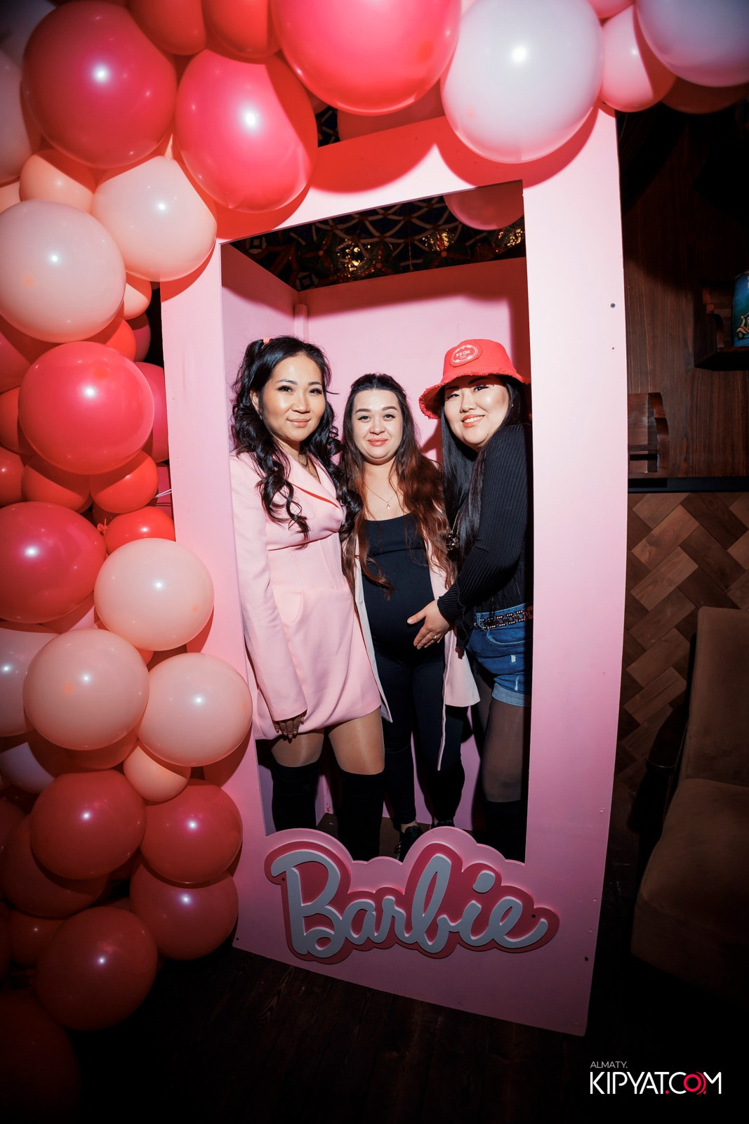 ЖИГУЛИ БАР НА АУЭЗОВА. КИПЯТКОМ АЛМАТЫ! Фотосъемка мероприятий в Алматы