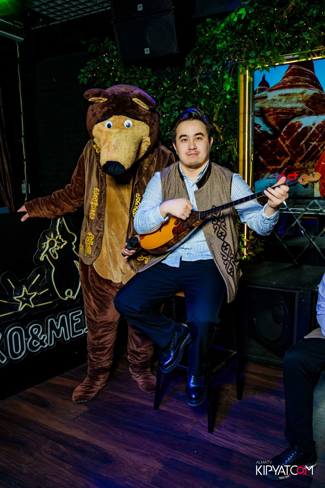 УХО И МЕДВЕДЬ НА САИНА. КИПЯТКОМ АЛМАТЫ!