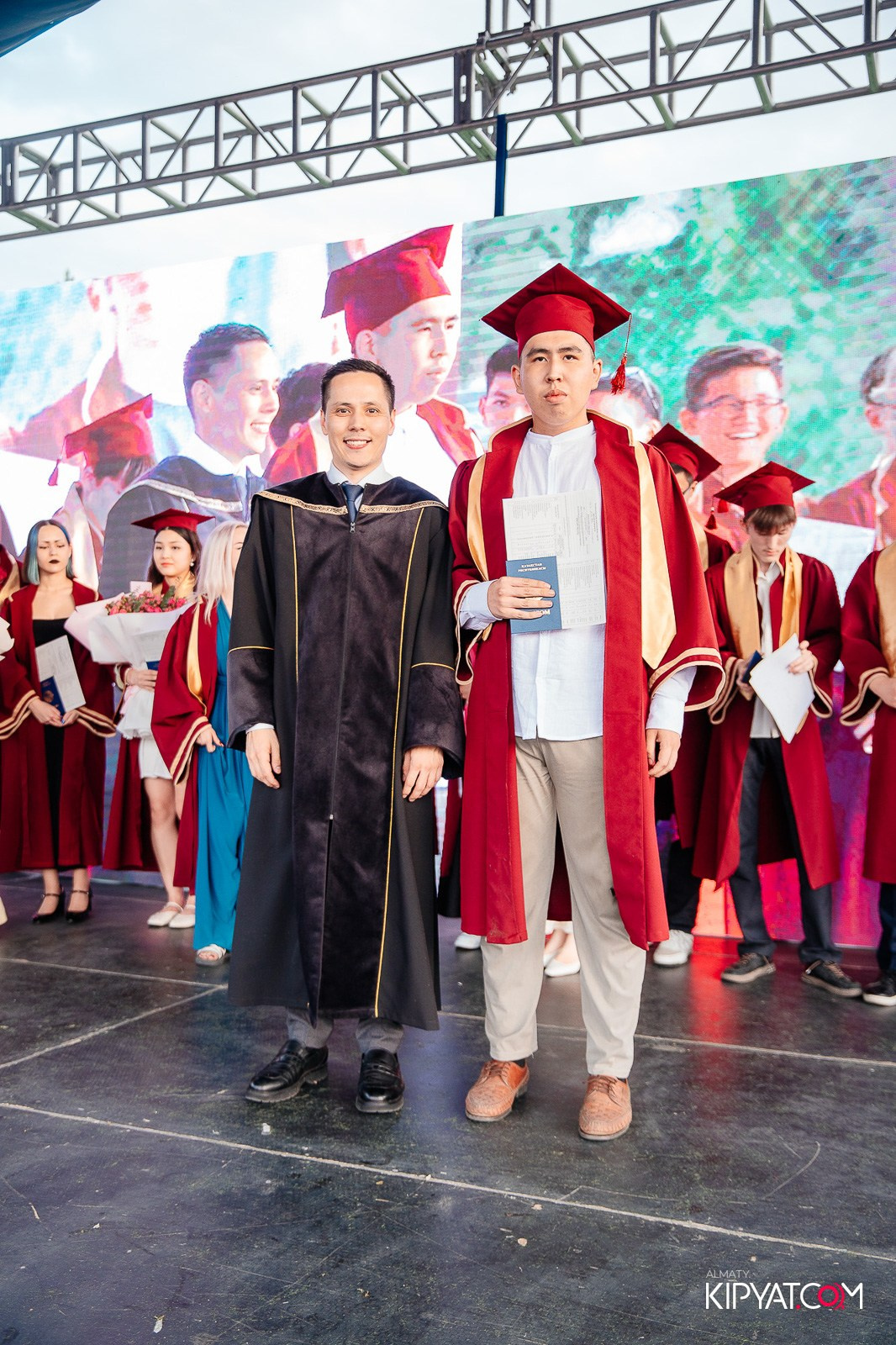 ВРУЧЕНИЕ ДИПЛОМОВ — НАРХОЗ КОЛЛЕДЖ. Part 4. КИПЯТКОМ АЛМАТЫ!