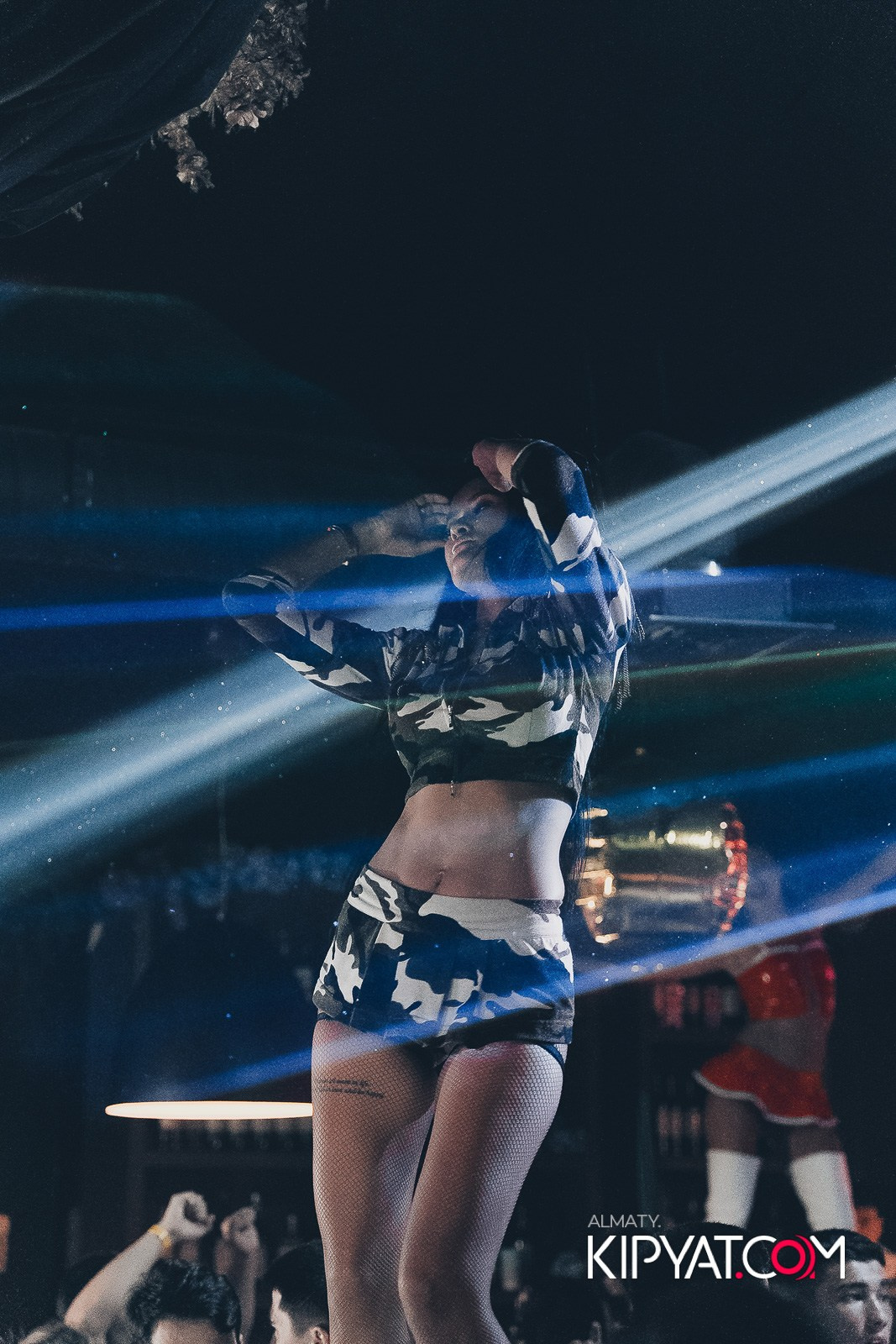 UYAT EMES BAR. КИПЯТКОМ АЛМАТЫ!