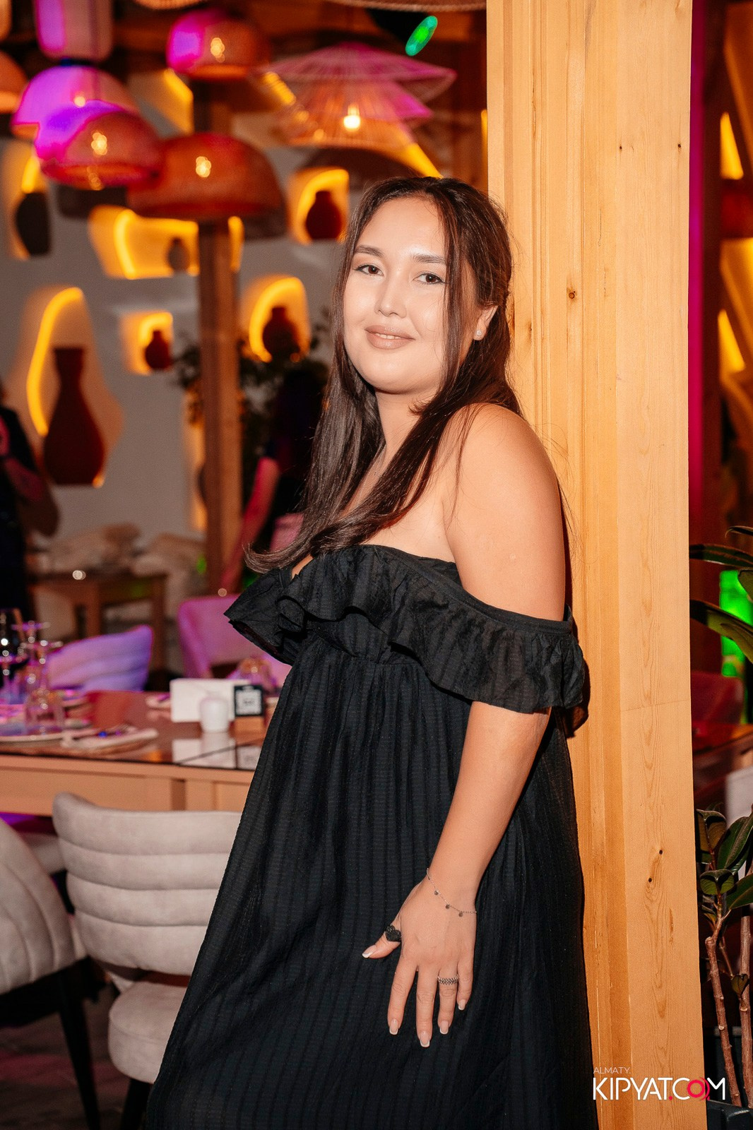 MOOD KARAOKE & TERRACE. КИПЯТКОМ АЛМАТЫ!