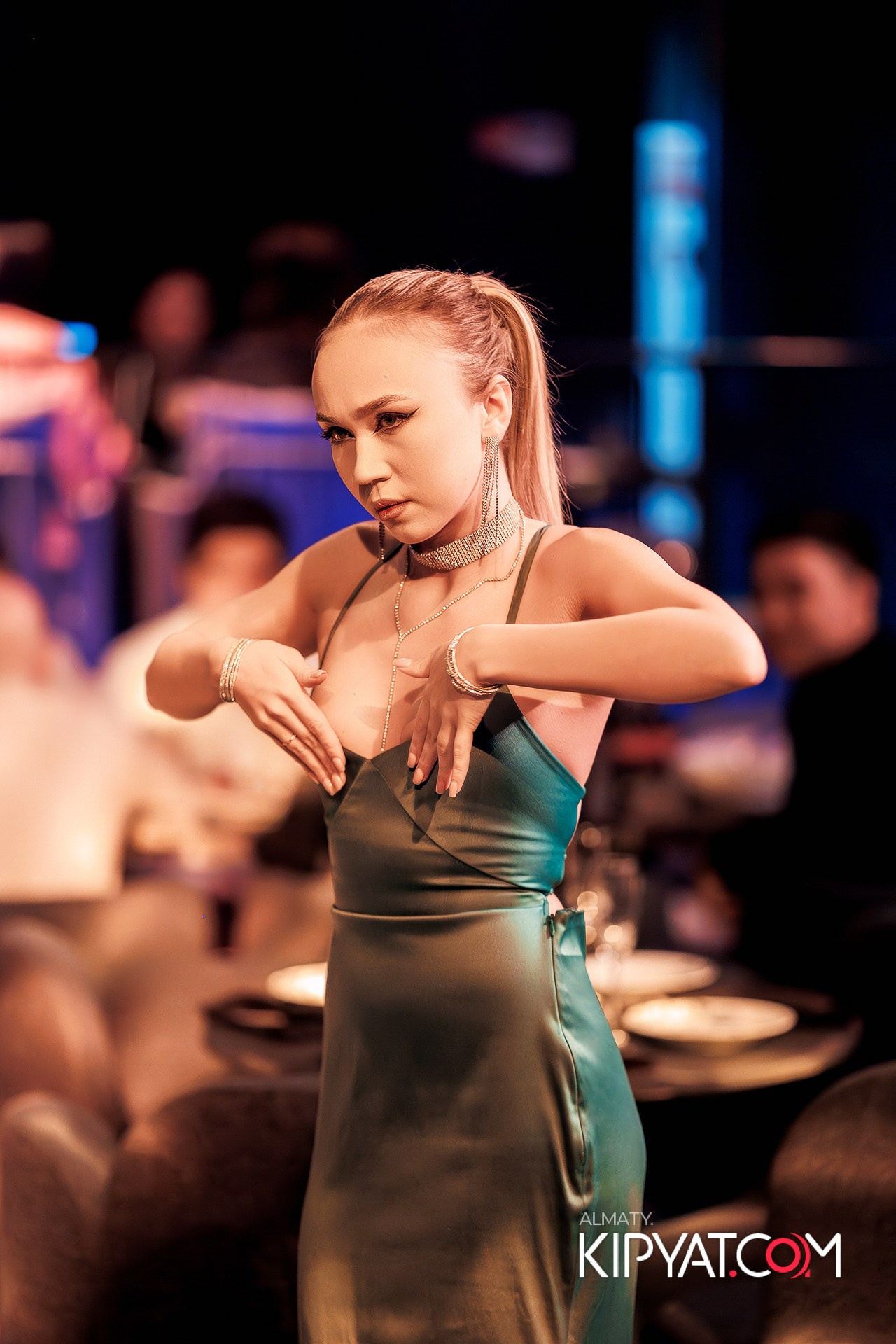 QUEEN. КИПЯТКОМ АЛМАТЫ!