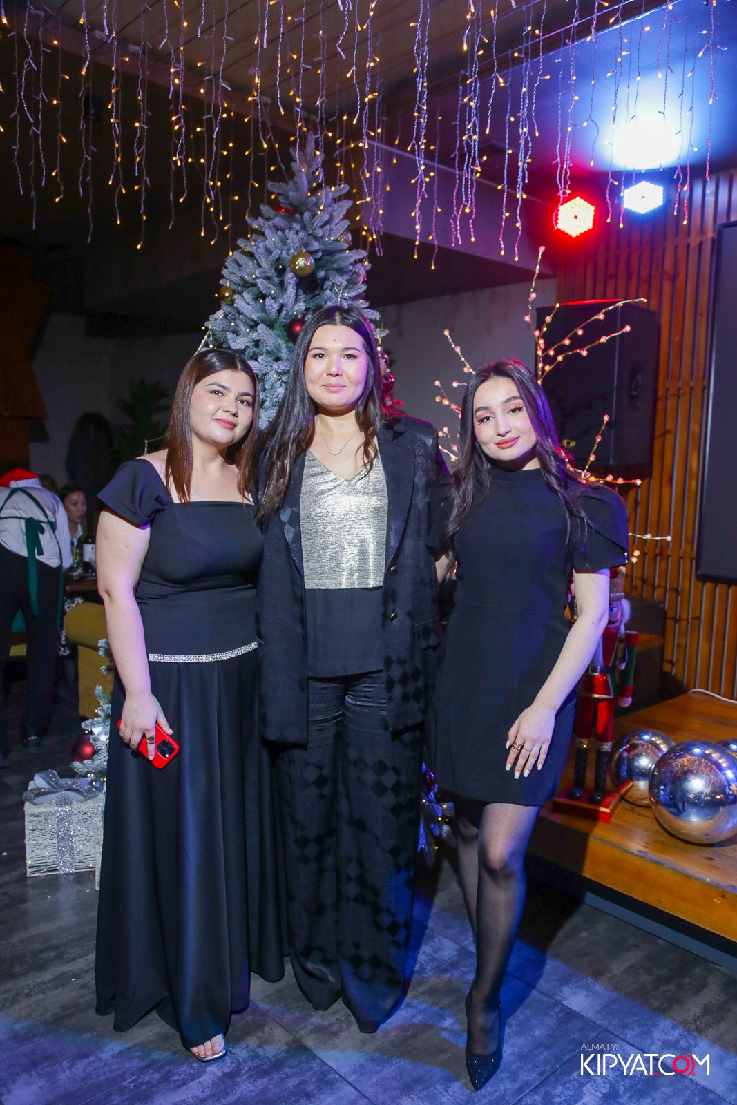 LIFE GRILL CAFE. КИПЯТКОМ АЛМАТЫ! Фотосъемка мероприятий в Алматы