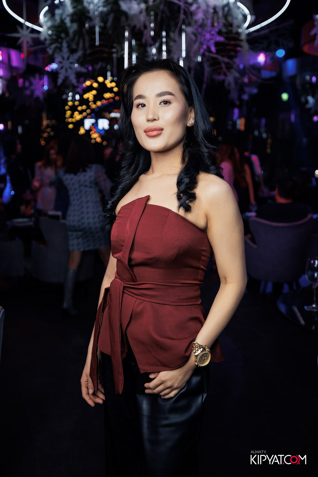 FRIENDS BAR & TERRACE. КИПЯТКОМ АЛМАТЫ!