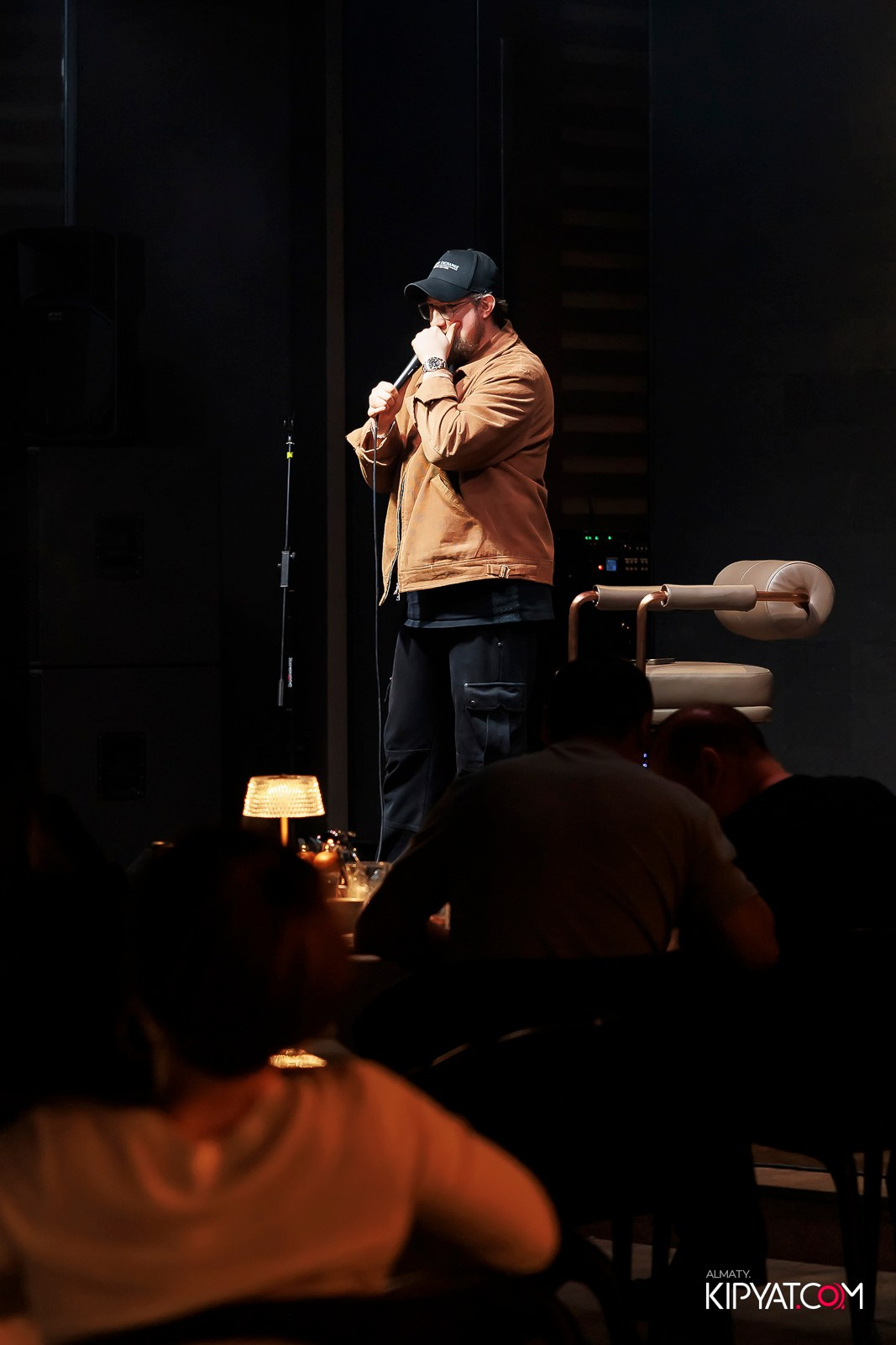 STAND UP КОНЦЕРТ АЛЕКСАНДА МЕРКУЛЬ. КИПЯТКОМ АЛМАТЫ! Фотосъемка мероприятий в Алматы