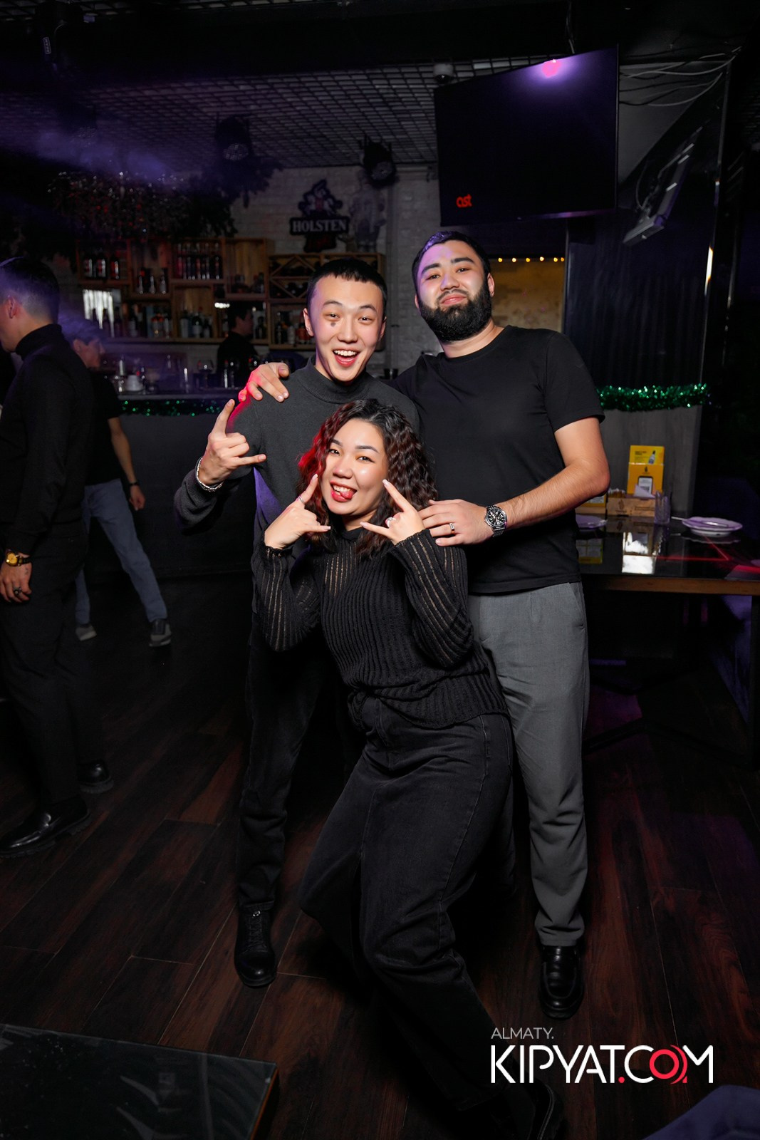 УХО И МЕДВЕДЬ НА САИНА. КИПЯТКОМ АЛМАТЫ!