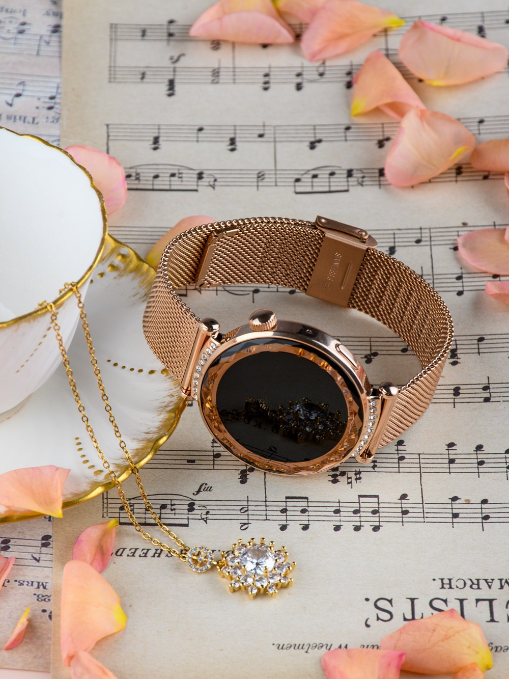 Имиджевая, концептуальная предметная фотосъёмки. Предметный, рекламный, ювелирный фотограф в Москве