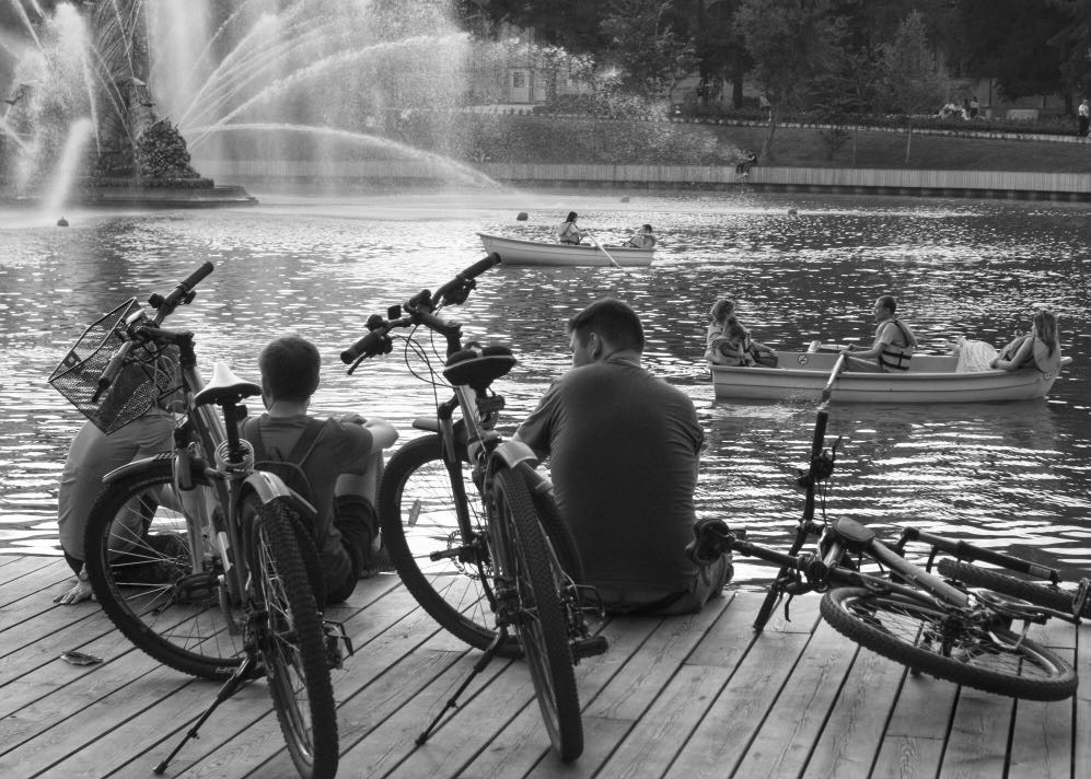 Серия «Москва. Моменты жизни!. ANNA PAVLIKOVSKAYA ЧЕРНО-БЕЛАЯ ФОТОГРАФИЯ — ЭТО Я