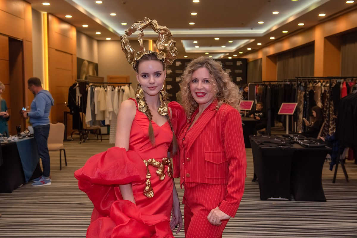 SochiFashionWeek2024 дизайнер Анохина Светлана. Семейный и коммерческий фотограф в Сочи Александр Бодунов